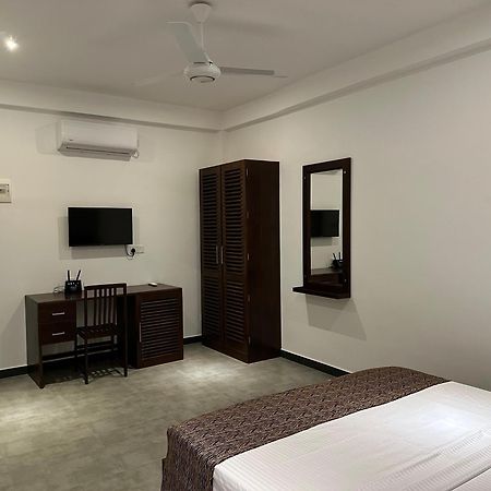 Cocos Polhena Hotel Matara Kültér fotó