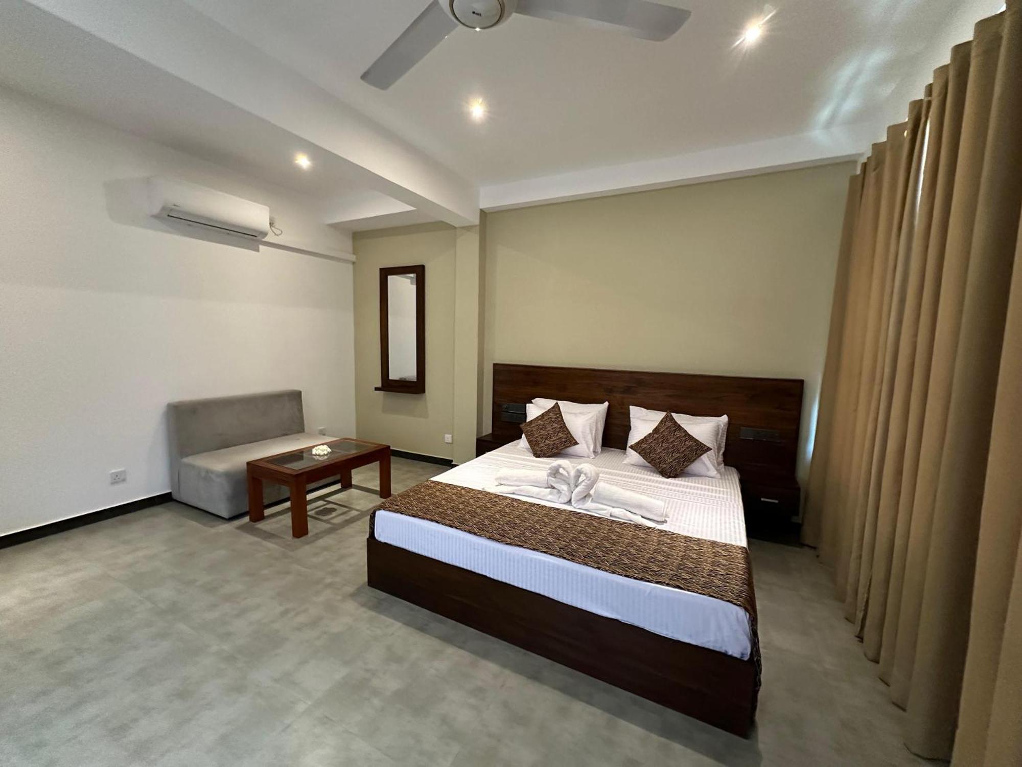 Cocos Polhena Hotel Matara Kültér fotó